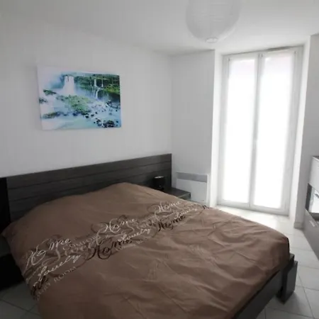 Appartamento A 2 Pas De La Place Du Pin Et Port! Nizza