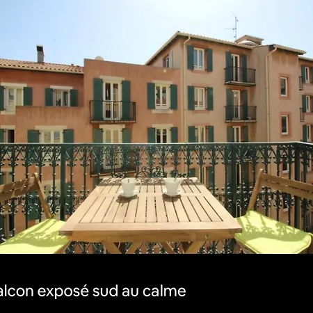A 2 Pas De La Place Du Pin Et Port! Apartament Nicea